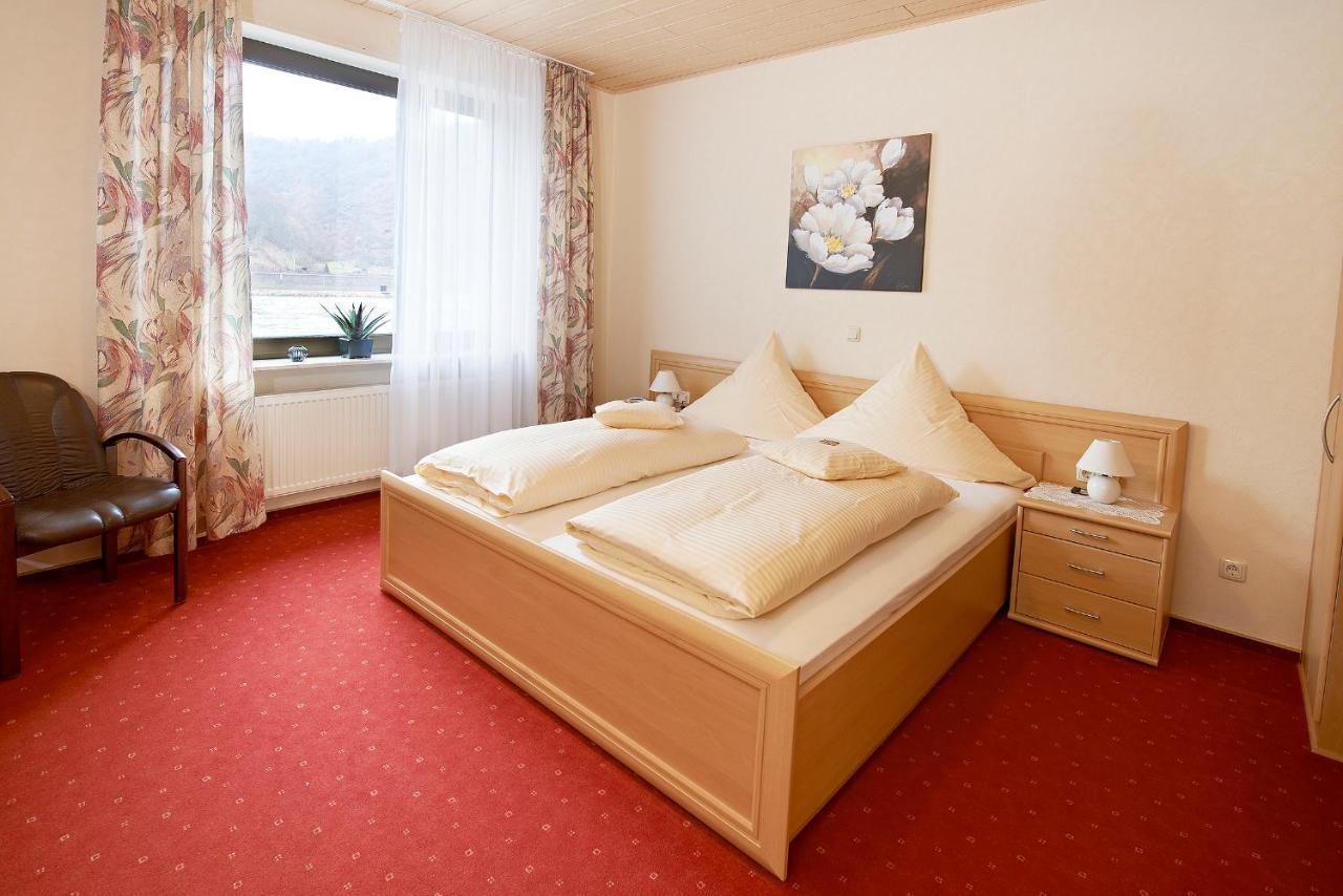 Hotel & Restaurant Krone Kestert Εξωτερικό φωτογραφία