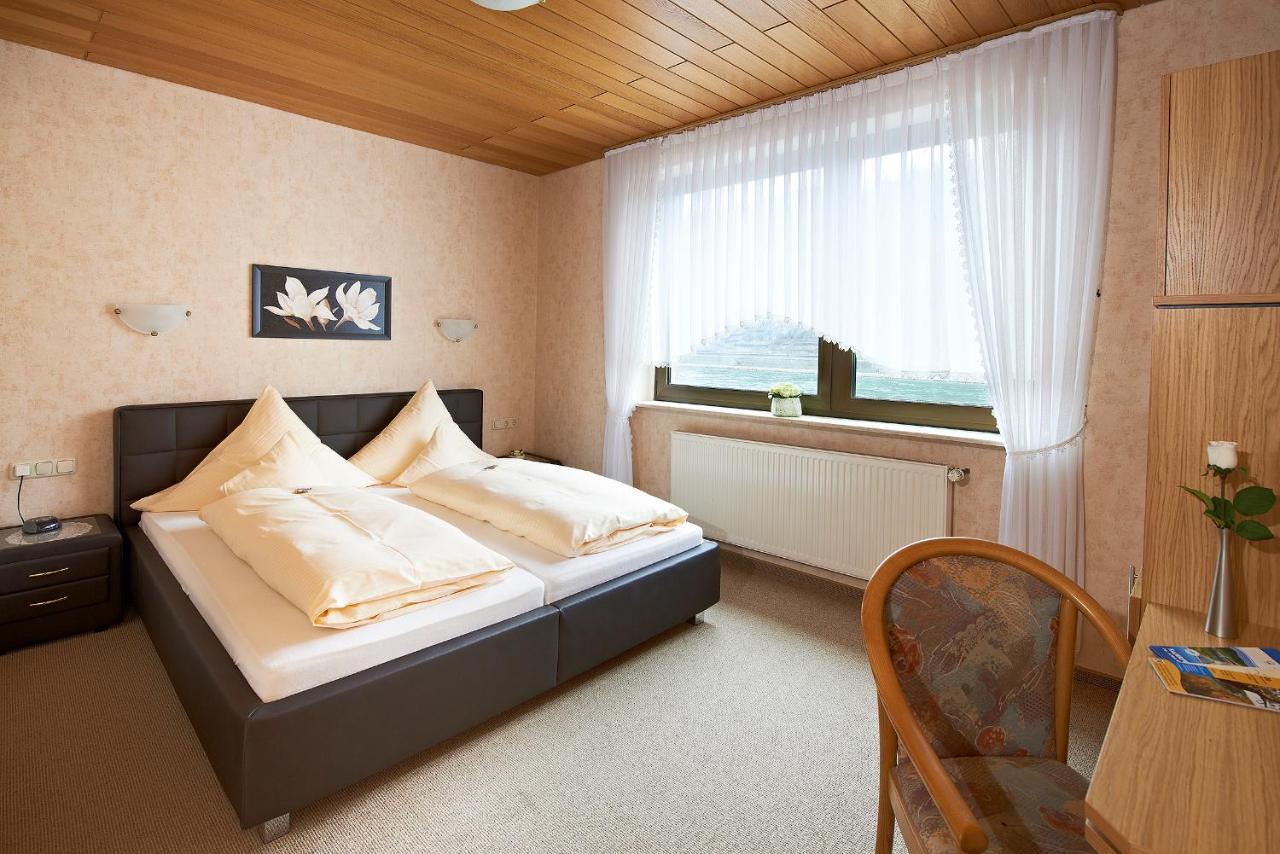 Hotel & Restaurant Krone Kestert Εξωτερικό φωτογραφία
