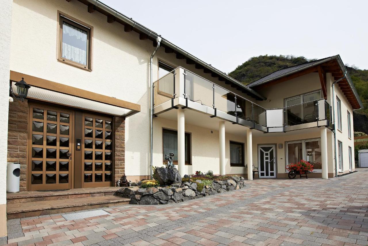Hotel & Restaurant Krone Kestert Εξωτερικό φωτογραφία
