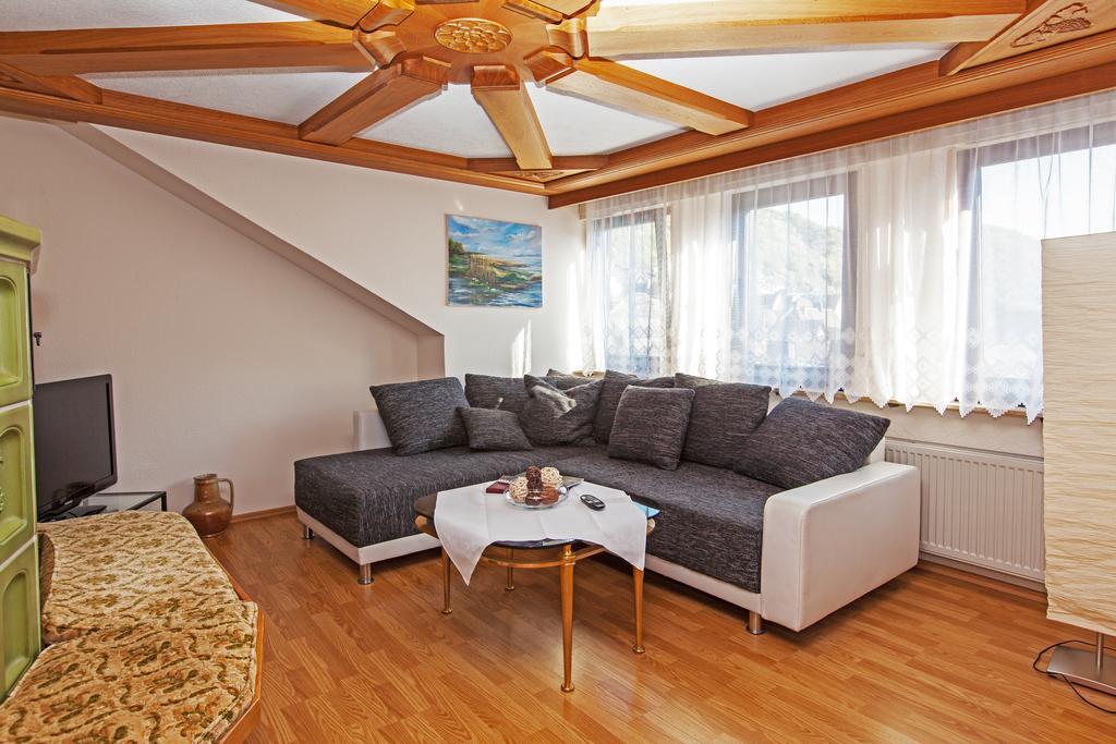 Hotel & Restaurant Krone Kestert Εξωτερικό φωτογραφία