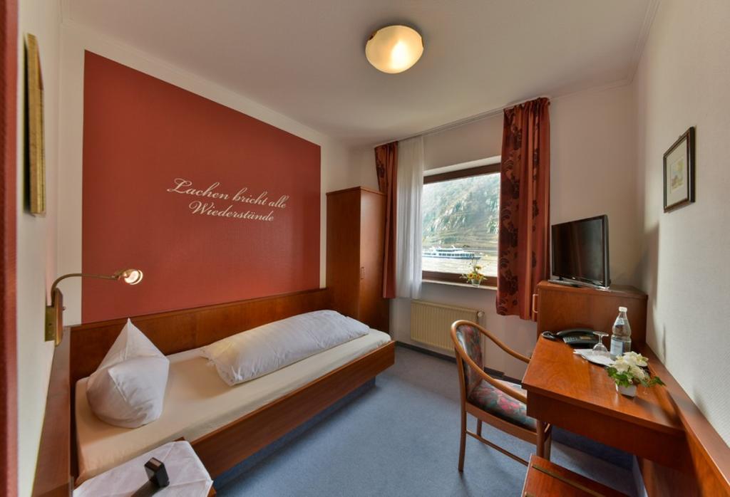 Hotel & Restaurant Krone Kestert Εξωτερικό φωτογραφία
