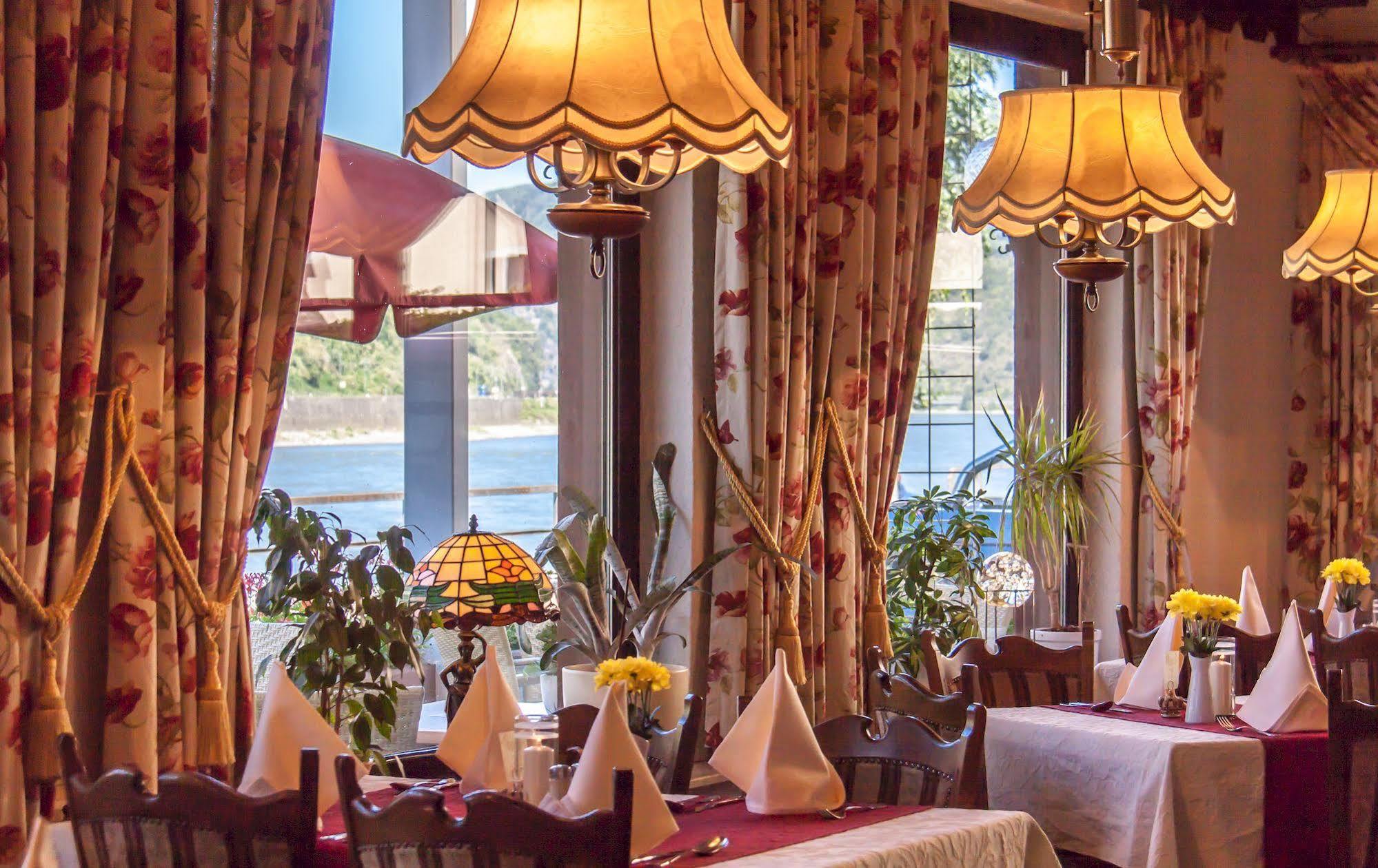 Hotel & Restaurant Krone Kestert Εξωτερικό φωτογραφία