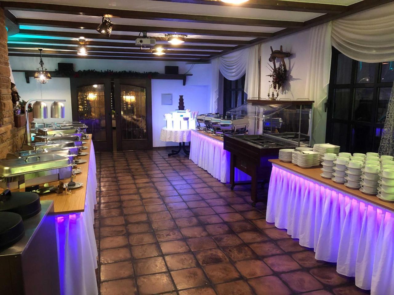 Hotel & Restaurant Krone Kestert Εξωτερικό φωτογραφία